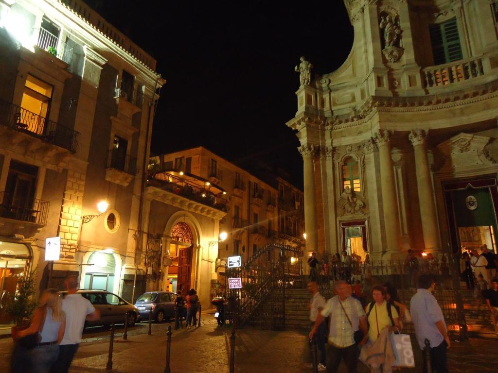 Hotel Trieste Catânia Exterior foto